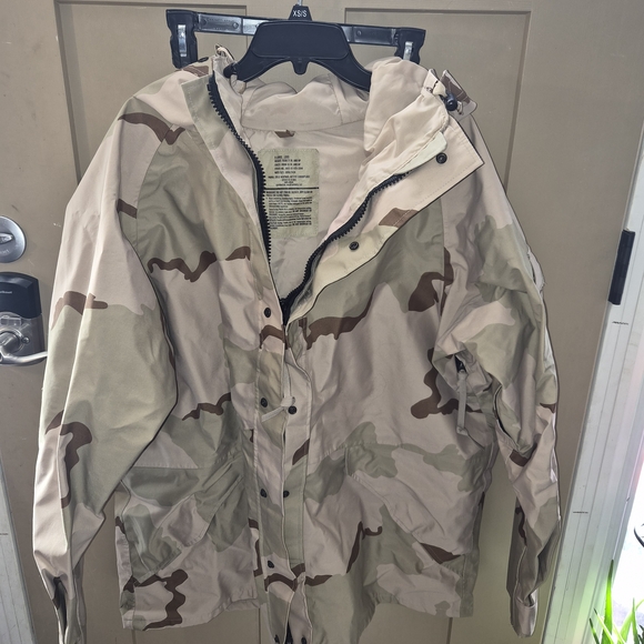 US Military ECWCS Desert Camo Parka XL Long Cold Weather Tactical Jacket - Picture 2 of 4